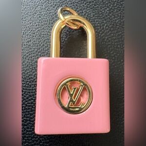Beautiful Louis Vuitton Pink and Gold Tone Lock Zipper Pull!